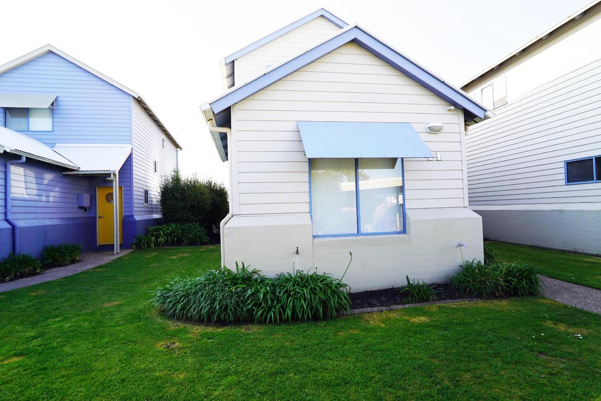 Captains Cove Resort - Waterfront Apartments Paynesville Buitenkant foto